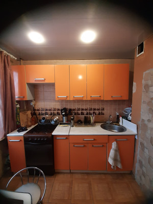 Продам двухкомнатную (2-комн.) квартиру, Генерала Кныша ул, 1, Гатчина г