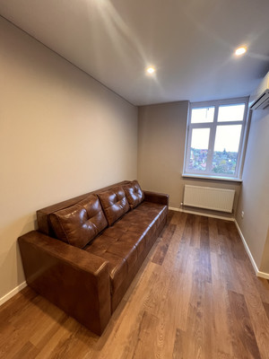 Продам однокомнатную (1-комн.) квартиру, Привокзальная ул, 3/1к1, Ростов-на-Дону г