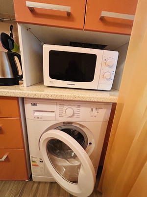 Продам двухкомнатную (2-комн.) квартиру, Грибоедова ул, 21к2, Ялта г