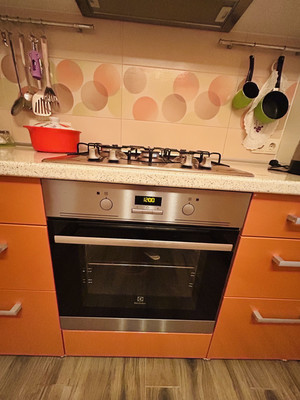 Продам двухкомнатную (2-комн.) квартиру, Грибоедова ул, 21к2, Ялта г