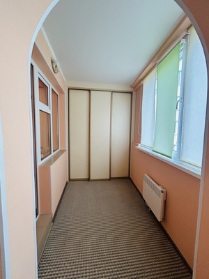 Продам двухкомнатную (2-комн.) квартиру, Грибоедова ул, 21к2, Ялта г