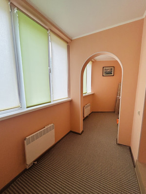 Продам двухкомнатную (2-комн.) квартиру, Грибоедова ул, 21к2, Ялта г