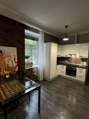 Продам двухкомнатную (2-комн.) квартиру, Нагорная ул, 5, Москва г