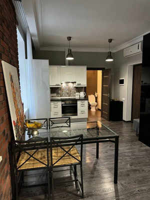 Продам двухкомнатную (2-комн.) квартиру, Нагорная ул, 5, Москва г