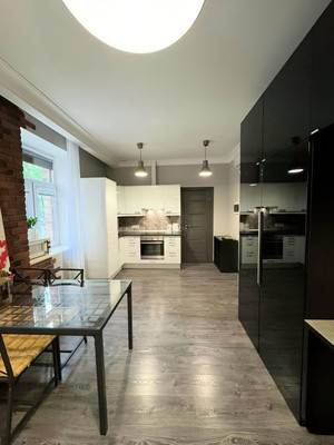 Продам двухкомнатную (2-комн.) квартиру, Нагорная ул, 5, Москва г