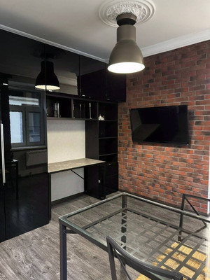 Продам двухкомнатную (2-комн.) квартиру, Нагорная ул, 5, Москва г