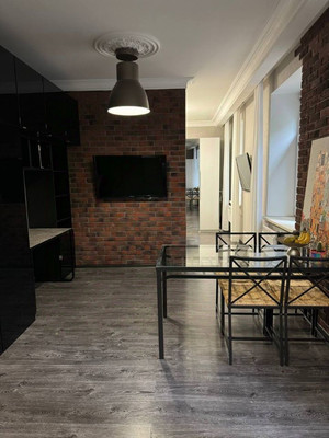 Продам двухкомнатную (2-комн.) квартиру, Нагорная ул, 5, Москва г