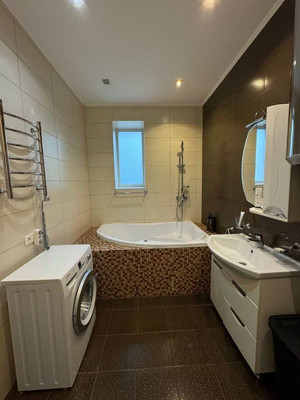 Продам двухкомнатную (2-комн.) квартиру, Нагорная ул, 5, Москва г