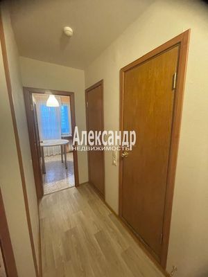 Сдам однокомнатную (1-комн.) квартиру, Маршала Захарова ул, 62к1, Санкт-Петербург г