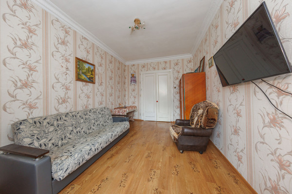 Продам двухкомнатную (2-комн.) квартиру, Тельмана ул, 70а, Брянск г