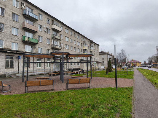 Продам трехкомнатную (3-комн.) квартиру, Железнодорожная ул, 69, Мга гп