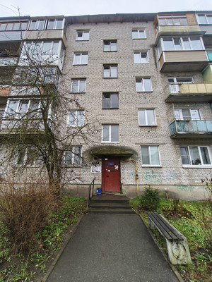 Продам трехкомнатную (3-комн.) квартиру, Железнодорожная ул, 69, Мга гп