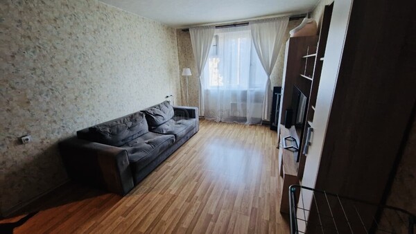 Продам однокомнатную (1-комн.) квартиру, Карамышевская наб, 16к1, Москва г