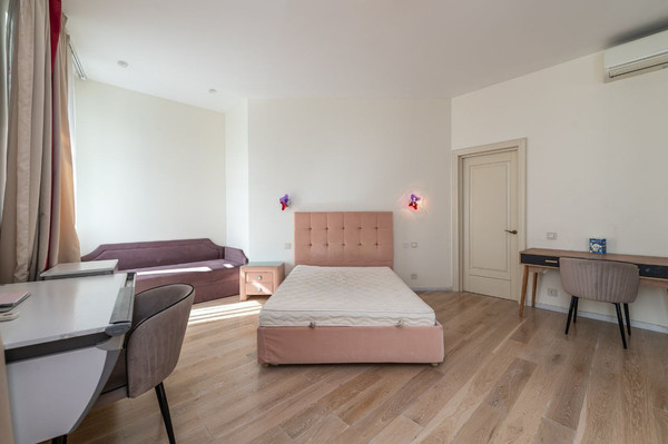 Продам многокомнатную квартиру, Дмитрия Ульянова ул, 31, Москва г