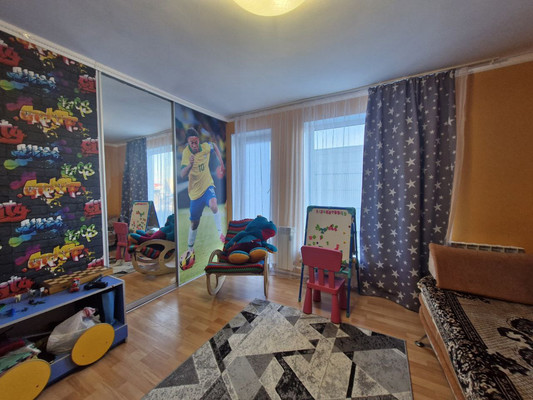 Продам коттедж, 2425 км, 19, Ишим г, 0 км от города