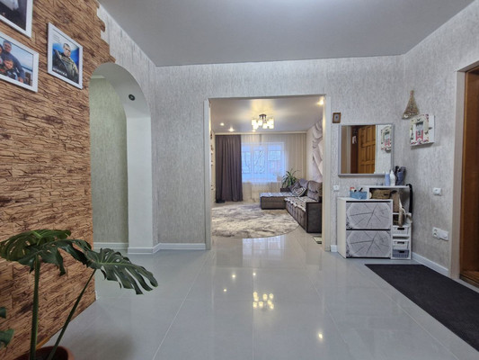 Продам коттедж, 2425 км, 19, Ишим г, 0 км от города