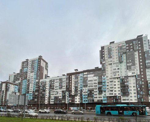 Продам однокомнатную (1-комн.) квартиру, Комендантский пр-кт, 67, Санкт-Петербург г