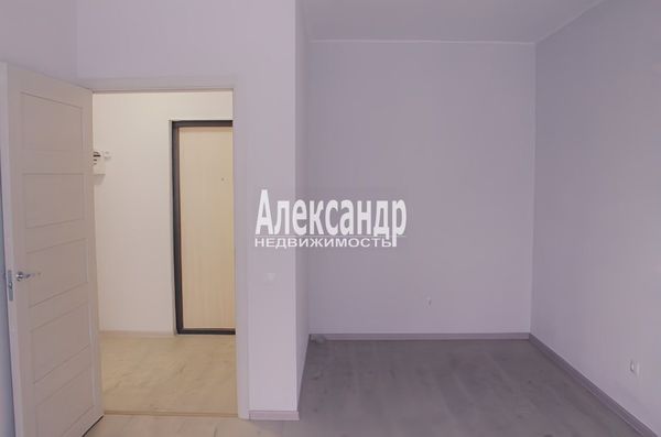 Продам однокомнатную (1-комн.) квартиру, Маршала Блюхера пр-кт, 7к2, Санкт-Петербург г