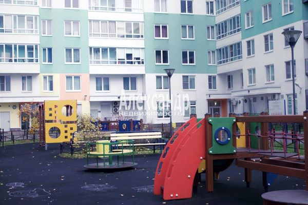 Продам однокомнатную (1-комн.) квартиру, Маршала Блюхера пр-кт, 7к2, Санкт-Петербург г