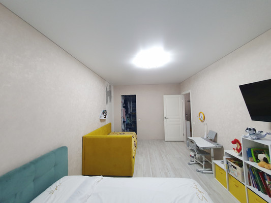 Продам однокомнатную (1-комн.) квартиру, М.И. Неделина ул, 3ка, Липецк г