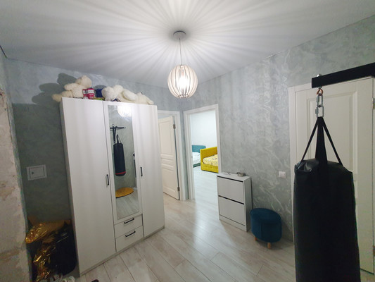 Продам однокомнатную (1-комн.) квартиру, М.И. Неделина ул, 3ка, Липецк г