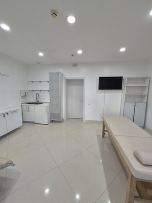 Сдам салон красоты 77,2 м2, Курильская ул, 10, Южно-Сахалинск г