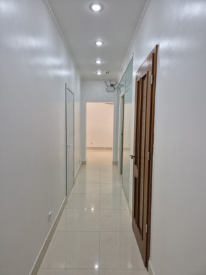 Сдам салон красоты 77,2 м2, Курильская ул, 10, Южно-Сахалинск г