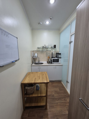 Сдам салон красоты 77,2 м2, Курильская ул, 10, Южно-Сахалинск г