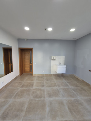 Сдам салон красоты 77,2 м2, Курильская ул, 10, Южно-Сахалинск г