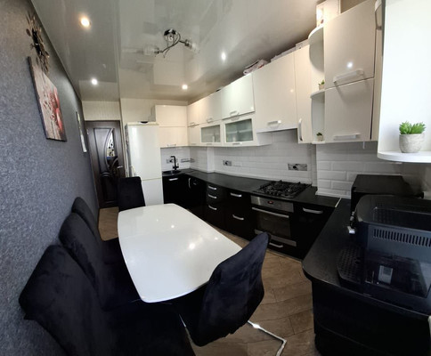 Продам многокомнатную квартиру, Грэсовская ул, 2, Грэсовский пгт