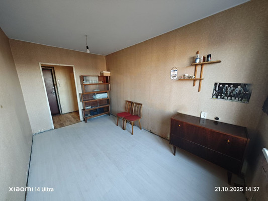 Продам двухкомнатную (2-комн.) квартиру, Полярный Круг ул, 2, Мурманск г