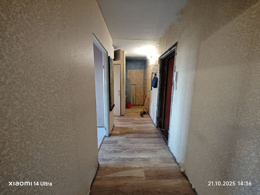 Продам двухкомнатную (2-комн.) квартиру, Полярный Круг ул, 2, Мурманск г