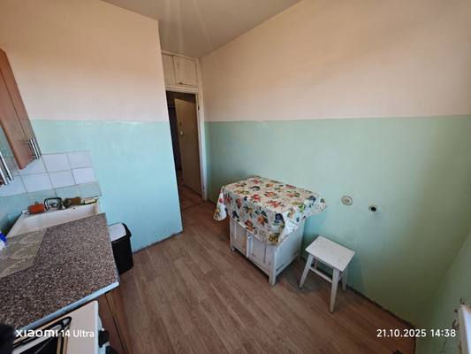 Продам двухкомнатную (2-комн.) квартиру, Полярный Круг ул, 2, Мурманск г