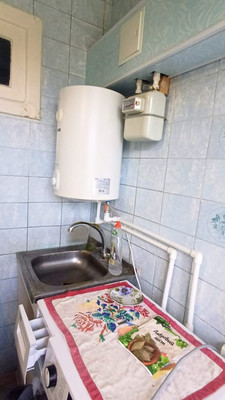 Продам трехкомнатную (3-комн.) квартиру, Гагарина ул, 26б, Гвардейское пгт