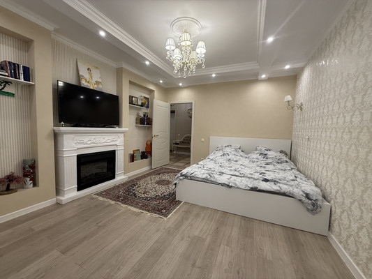 Продам однокомнатную (1-комн.) квартиру, Салиха Батыева ул, 21, Казань г