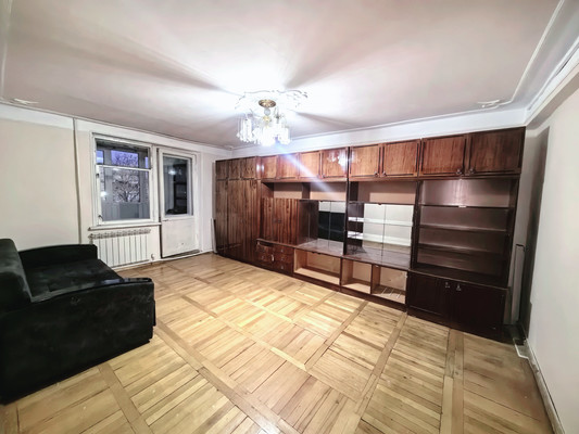 Продам трехкомнатную (3-комн.) квартиру, Советская ул, 247, Нарткала г