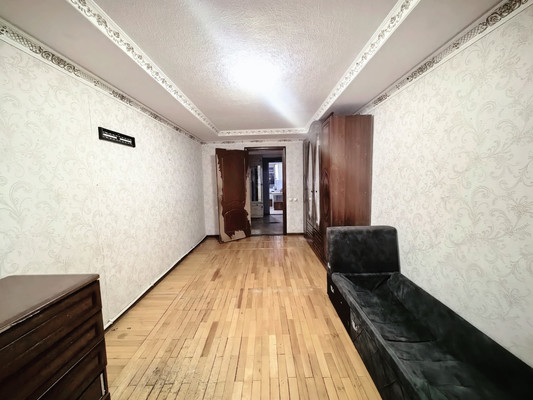 Продам трехкомнатную (3-комн.) квартиру, Советская ул, 247, Нарткала г