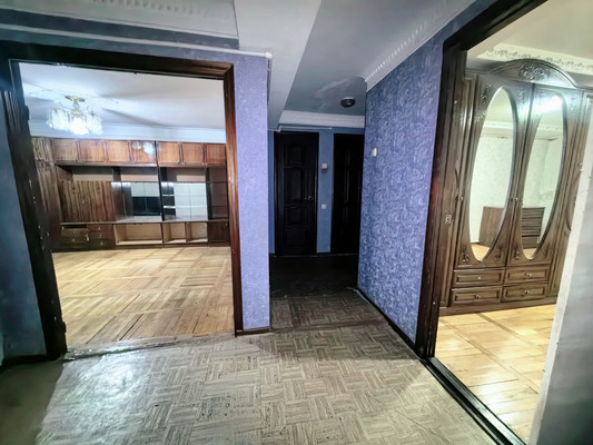 Продам трехкомнатную (3-комн.) квартиру, Советская ул, 247, Нарткала г