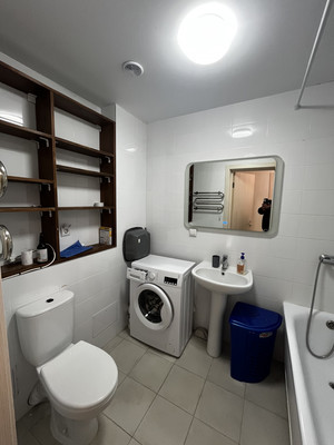 Продам двухкомнатную (2-комн.) квартиру, Мурата Ахеджака ул, 3, Новороссийск г