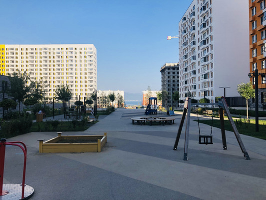 Продам двухкомнатную (2-комн.) квартиру, Мурата Ахеджака ул, 3, Новороссийск г