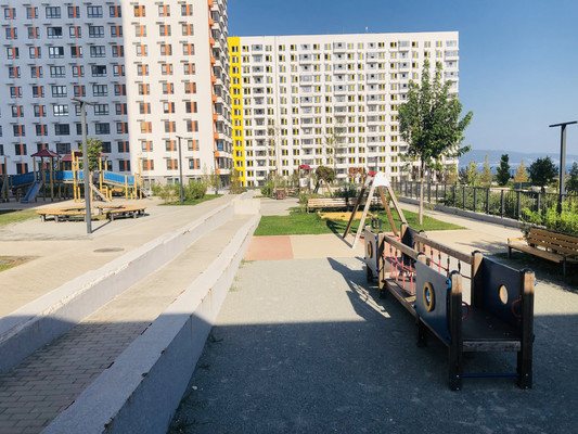 Продам двухкомнатную (2-комн.) квартиру, Мурата Ахеджака ул, 3, Новороссийск г