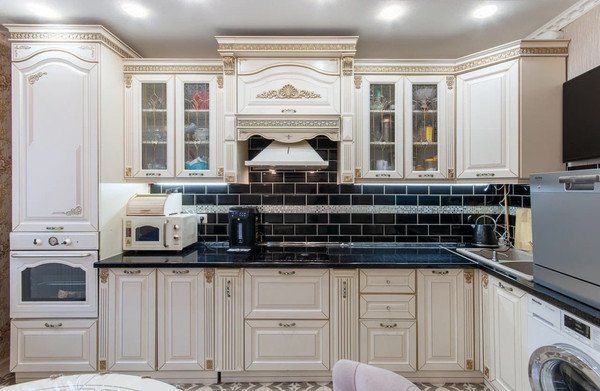 Продам трехкомнатную (3-комн.) квартиру, Татьянин Парк ул, 16к3, Московский п