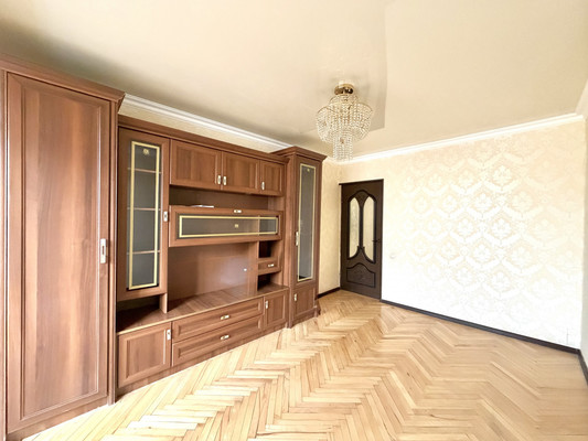 Продам двухкомнатную (2-комн.) квартиру, Нахушева ул, 89, Нальчик г