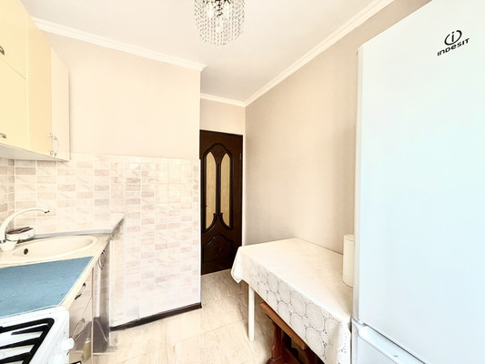 Продам двухкомнатную (2-комн.) квартиру, Нахушева ул, 89, Нальчик г