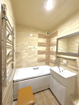 Продам двухкомнатную (2-комн.) квартиру, Нахушева ул, 89, Нальчик г