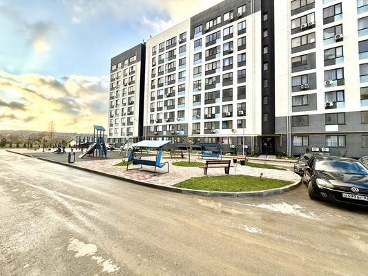 Продам двухкомнатную (2-комн.) квартиру, Щедрая ул, 4, Мирное с