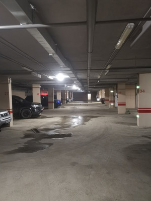 Сдам машиноместо 13,3 м2, Короленко ул, Москва г