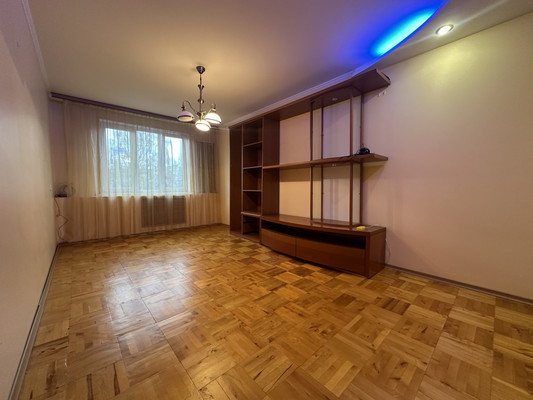 Продам трехкомнатную (3-комн.) квартиру, Подъячева ул, 1, Яхрома г