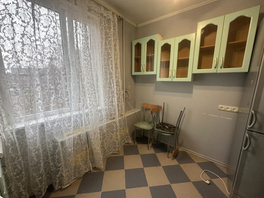 Продам трехкомнатную (3-комн.) квартиру, Подъячева ул, 1, Яхрома г