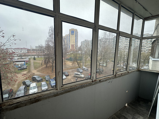 Продам трехкомнатную (3-комн.) квартиру, Подъячева ул, 1, Яхрома г